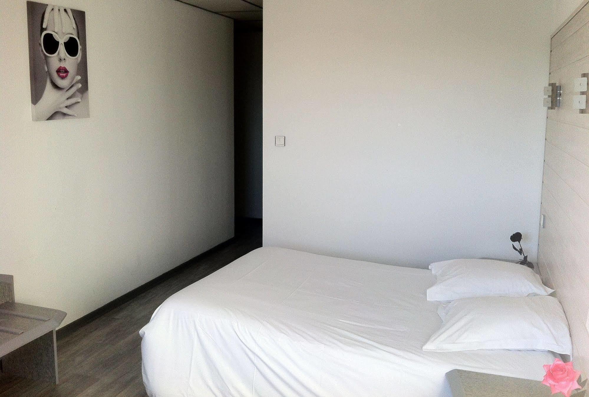 Fasthotel L'Eldorado Sebazac-Concoures Экстерьер фото